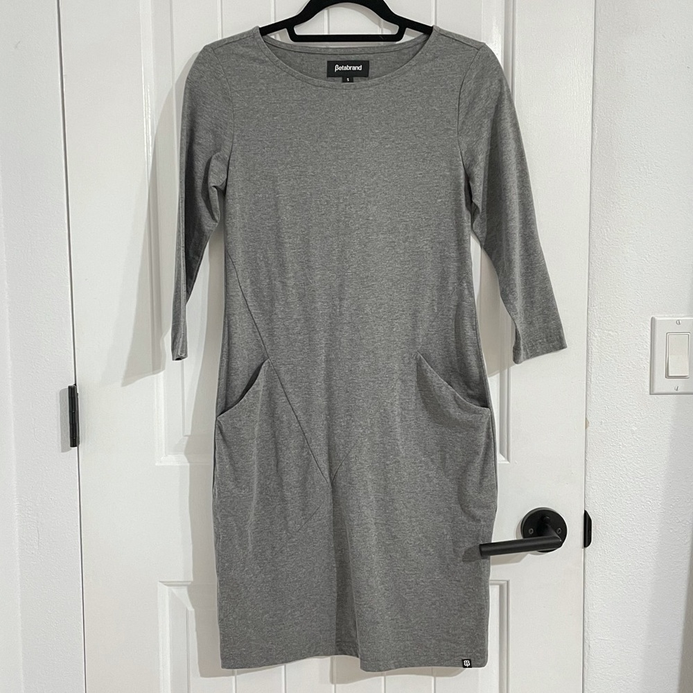 Betabrand 3/4 Sleeve Gray Convertible Tunic Dress